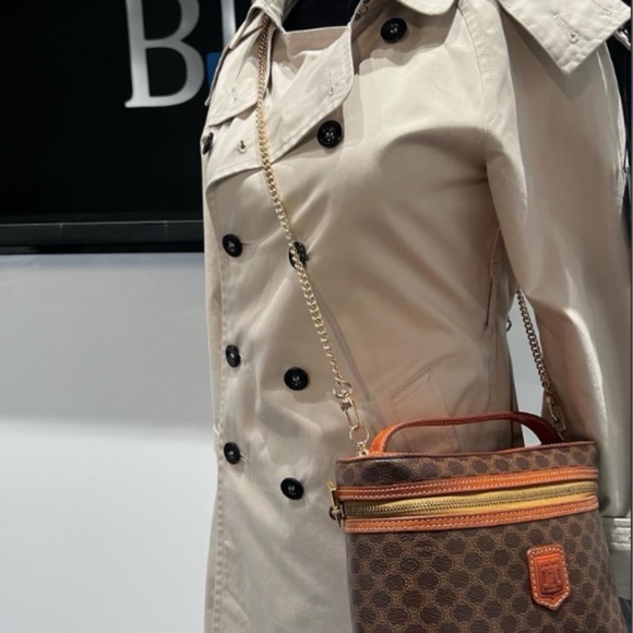 Celine Macadam Vanity Case - Picture 10 of 10